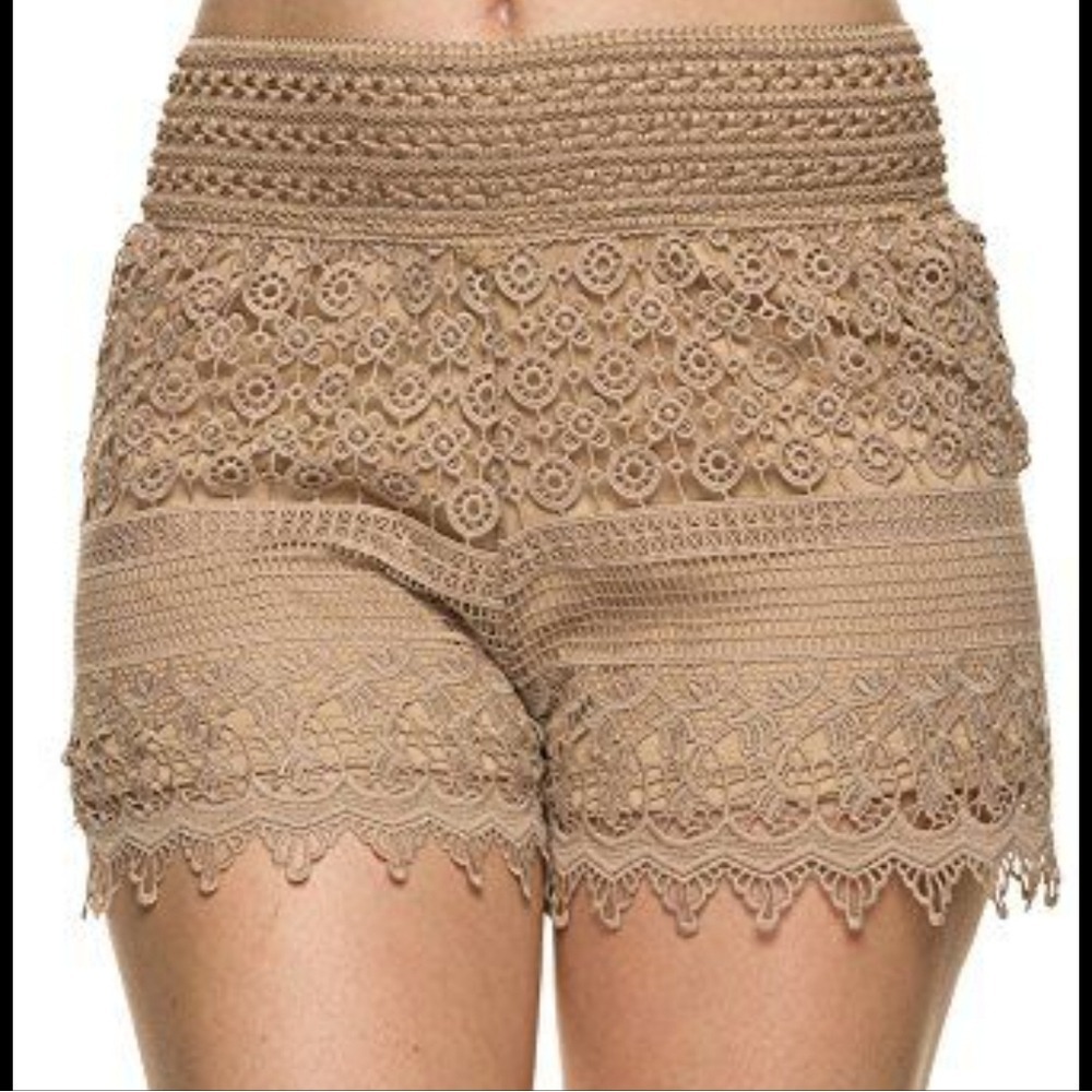 New‎ Mix Tan Beige Crochet Lace Boho Shorts Scalloped Hem Small